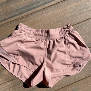 🔴LULULEMON HOTTY HOT SHORTS
